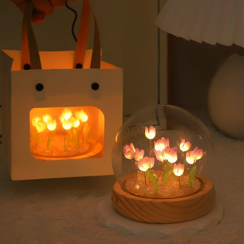 BloomGlow™ Tulip Light